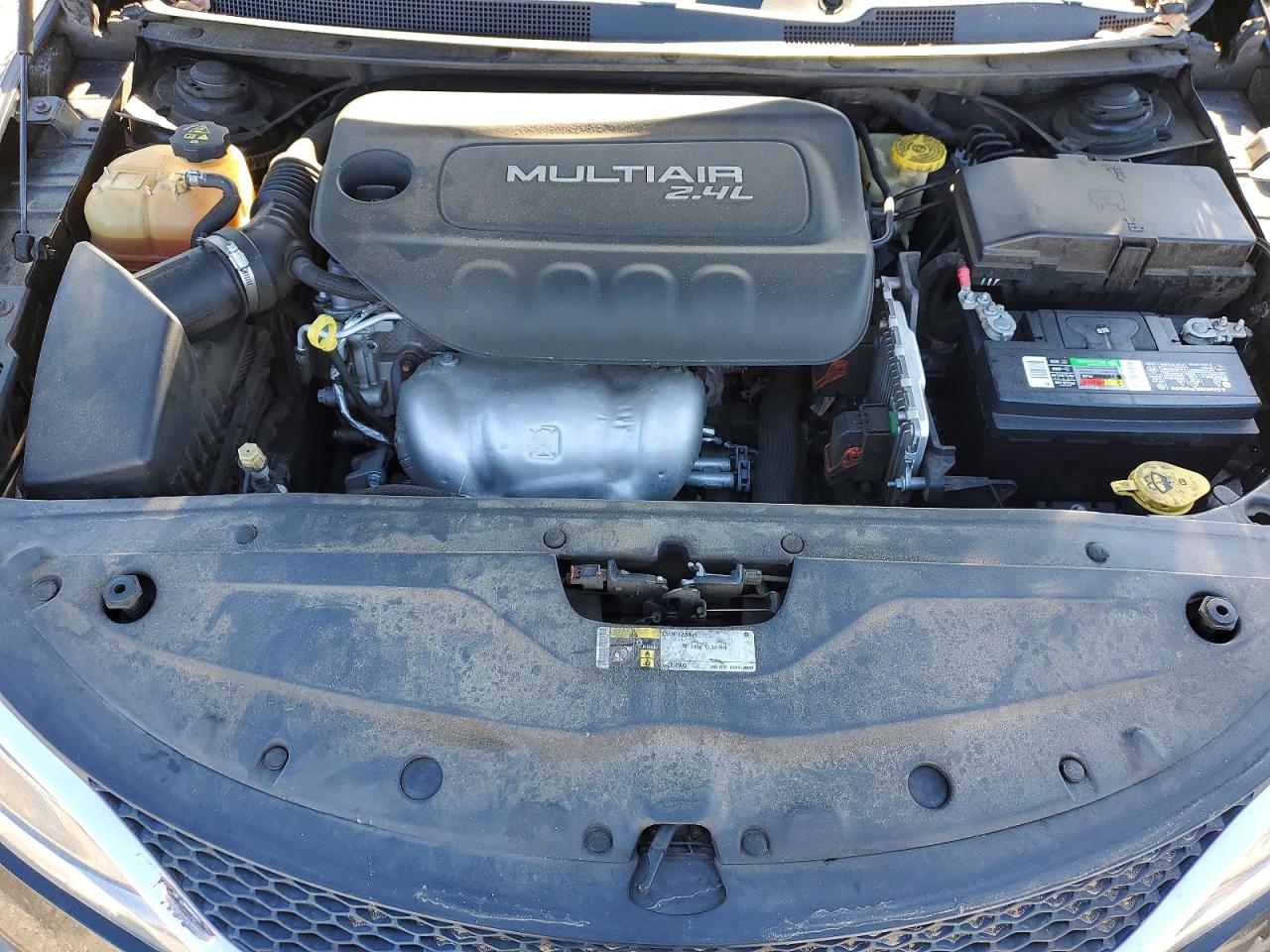 2015 CHRYSLER 200 C photo 11