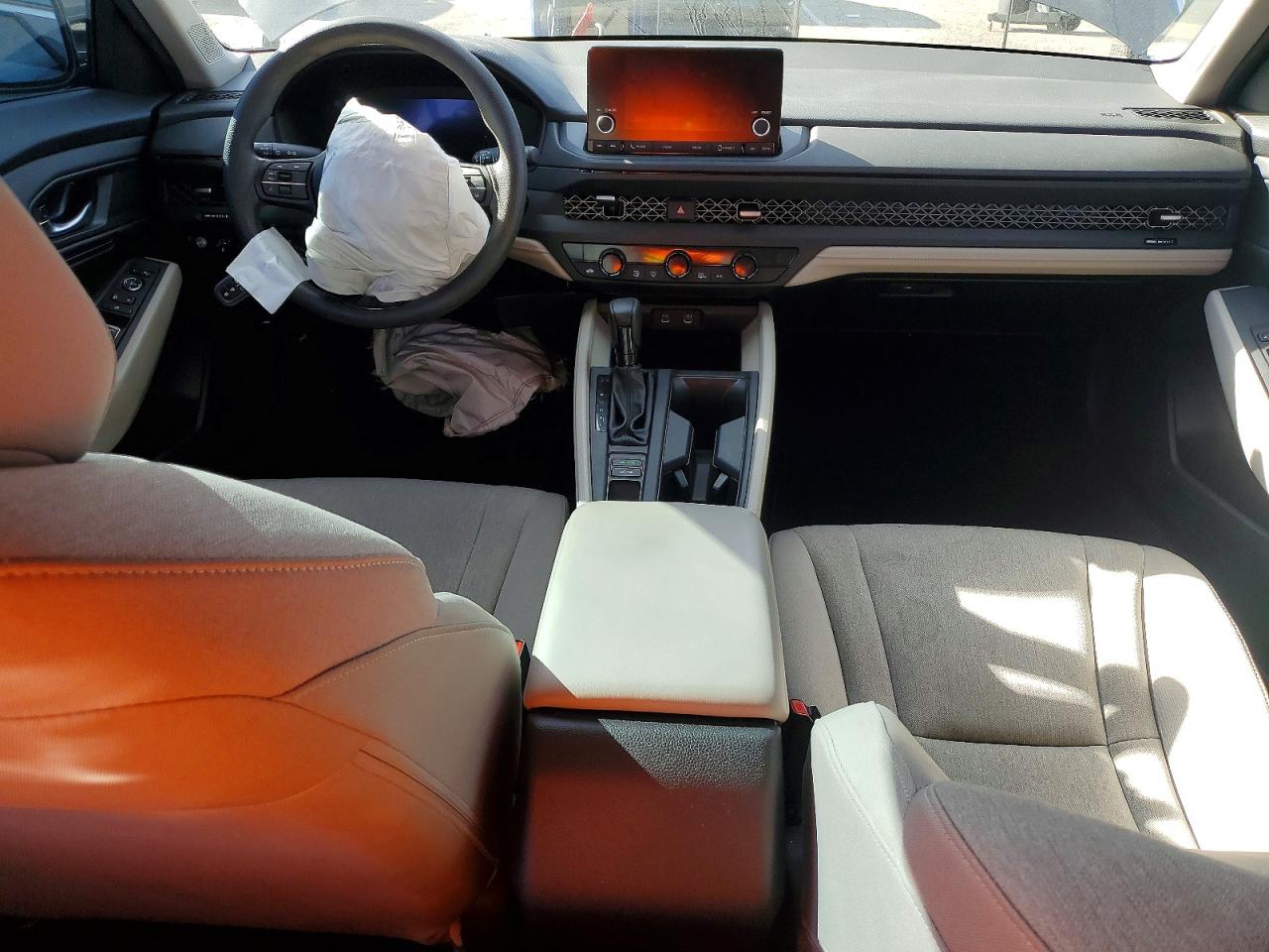 2024 HONDA ACCORD EX photo 22