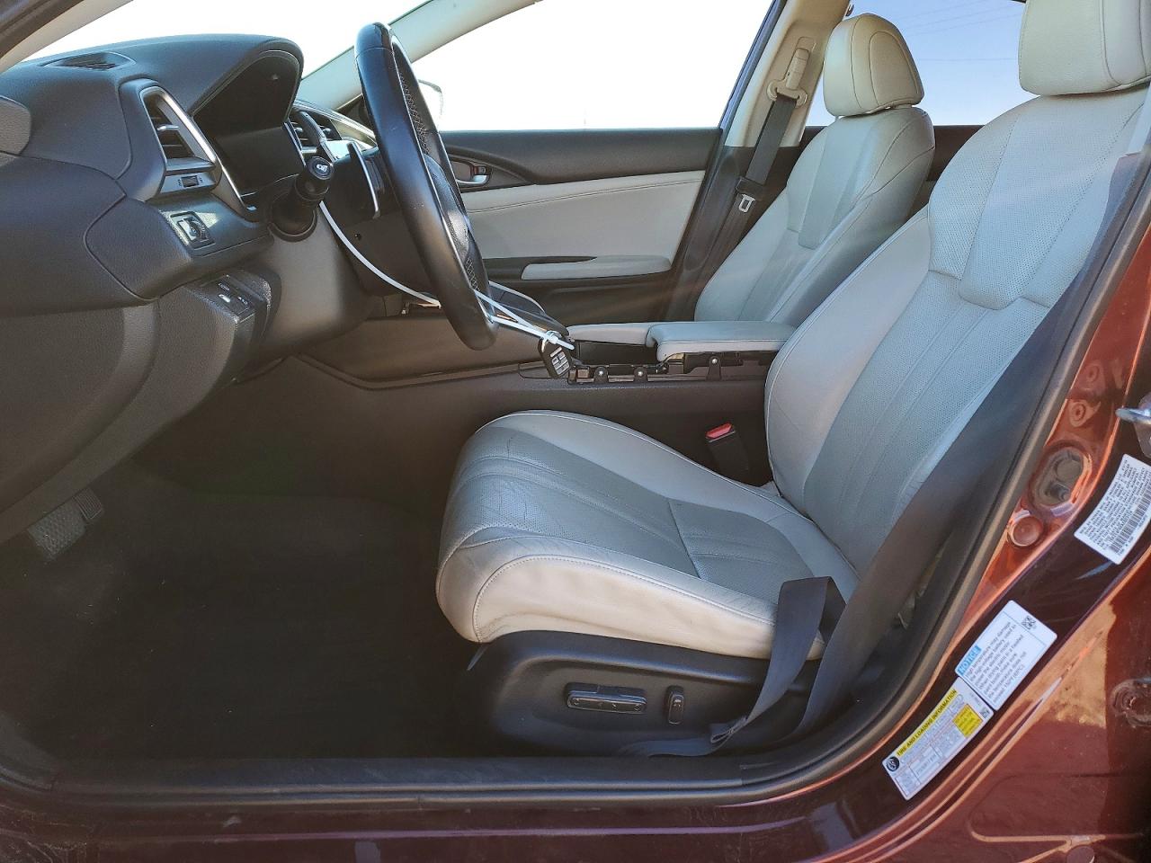 2019 HONDA INSIGHT TOURING photo 7