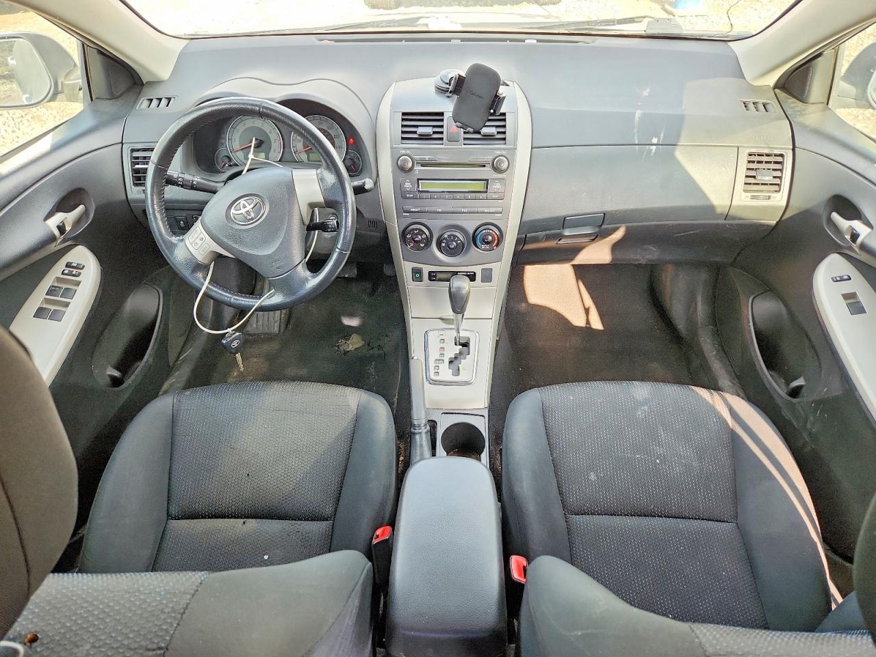 2010 TOYOTA COROLLA BASE photo 15