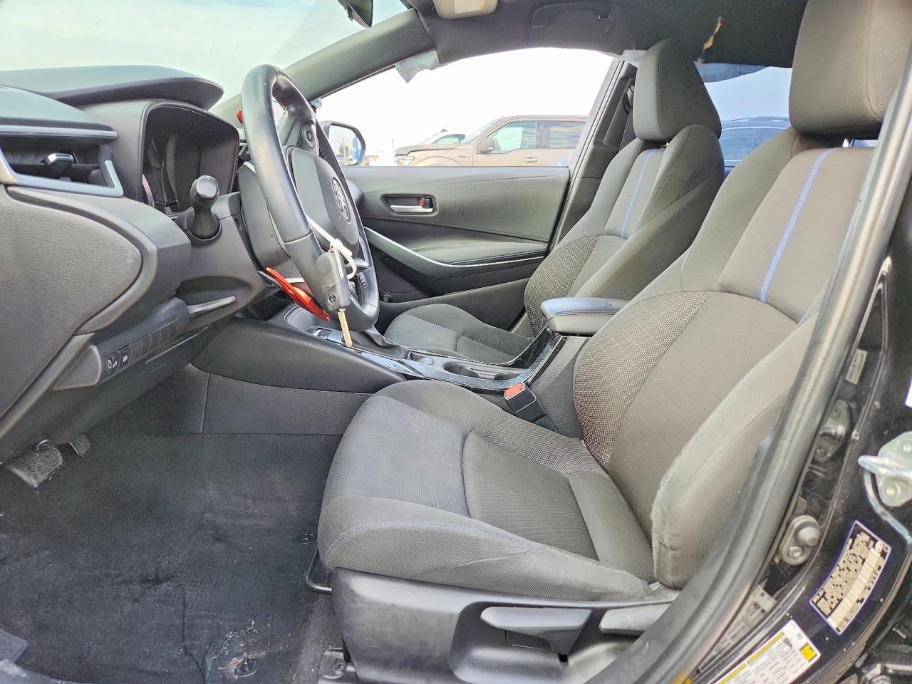 2020 TOYOTA COROLLA SE photo 13