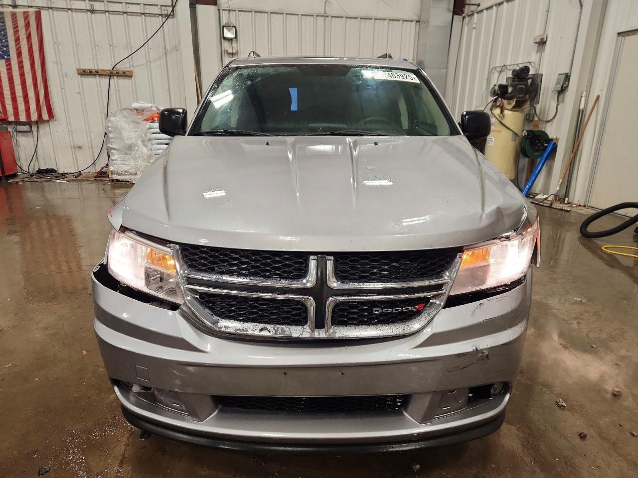 2017 DODGE JOURNEY SE photo 9