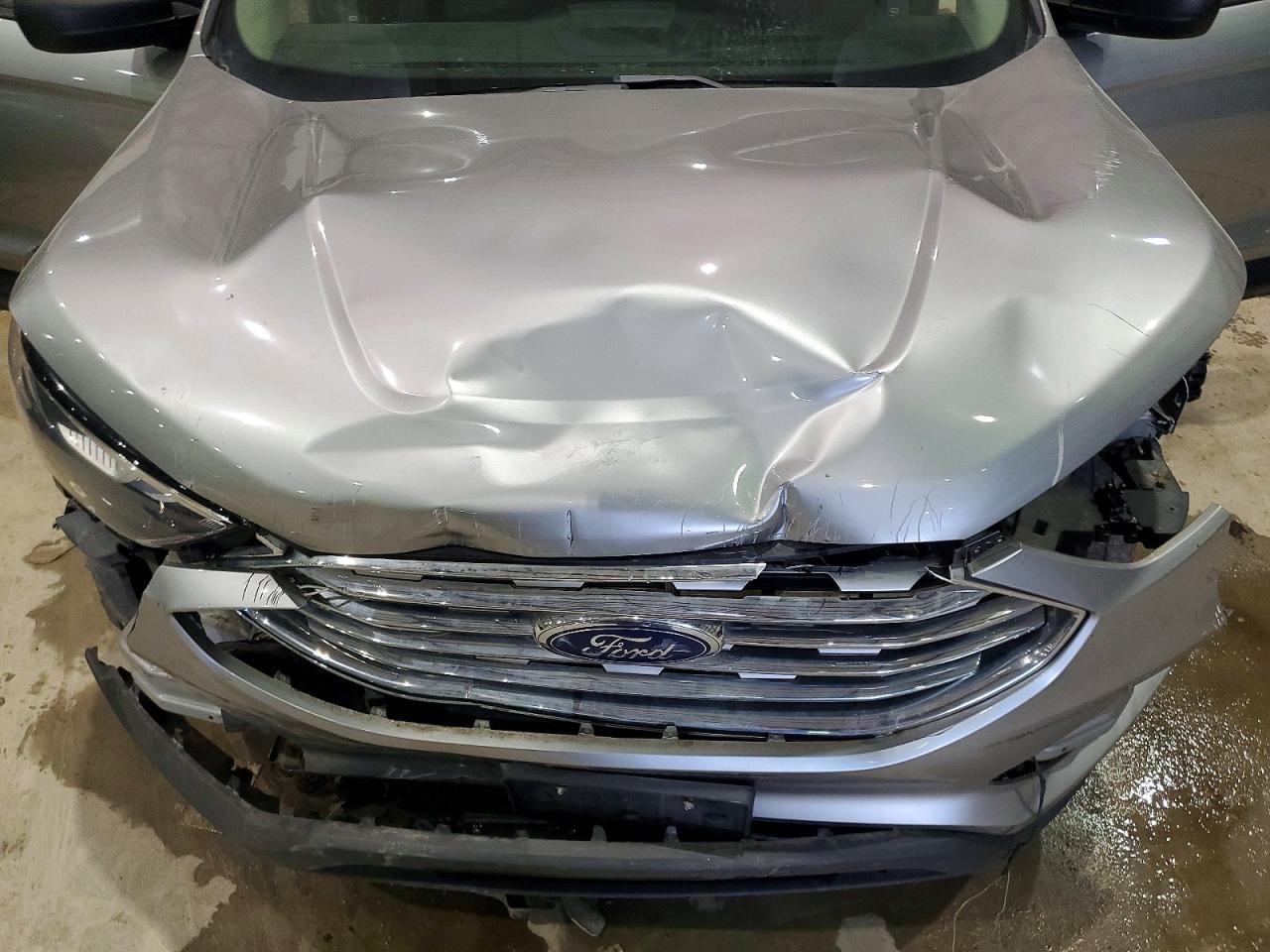 2021 FORD EDGE SE photo 23