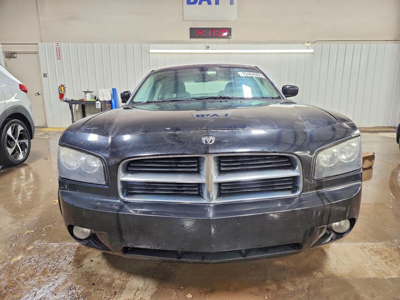 2010 DODGE CHARGER R photo 13