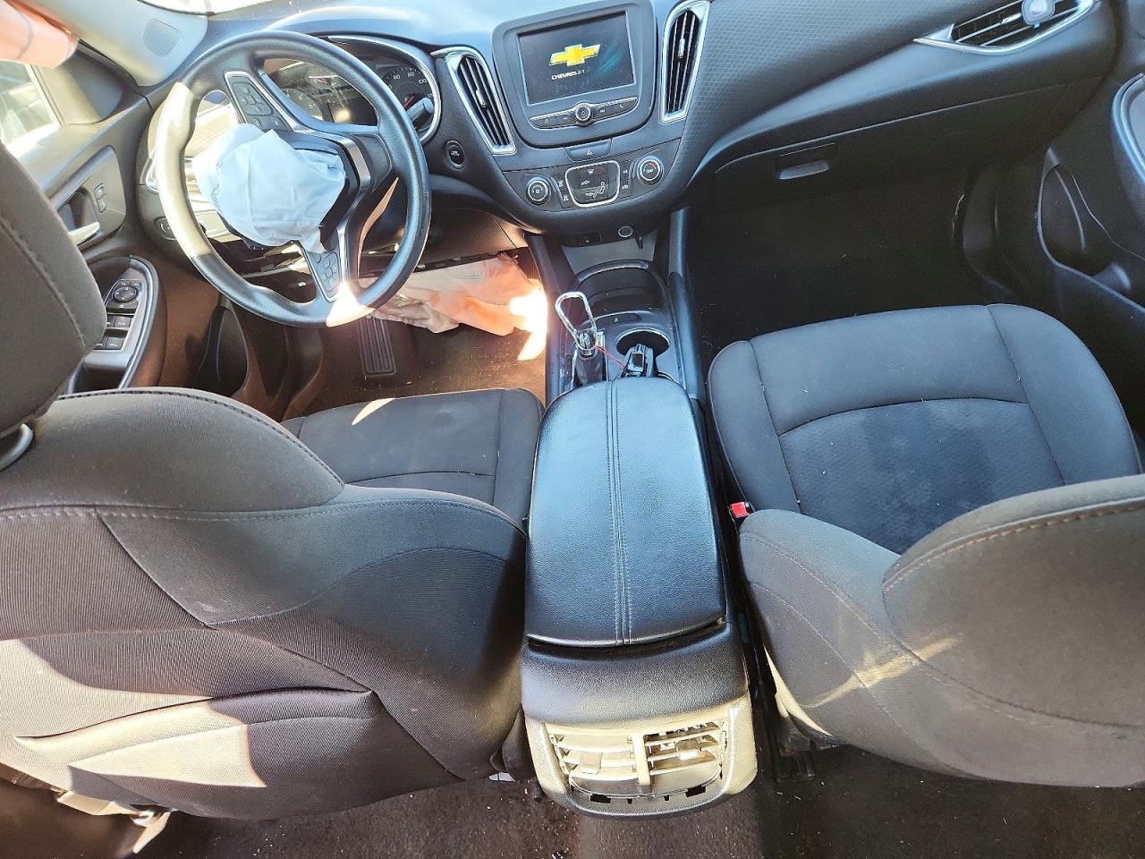 2018 CHEVROLET MALIBU LT photo 15