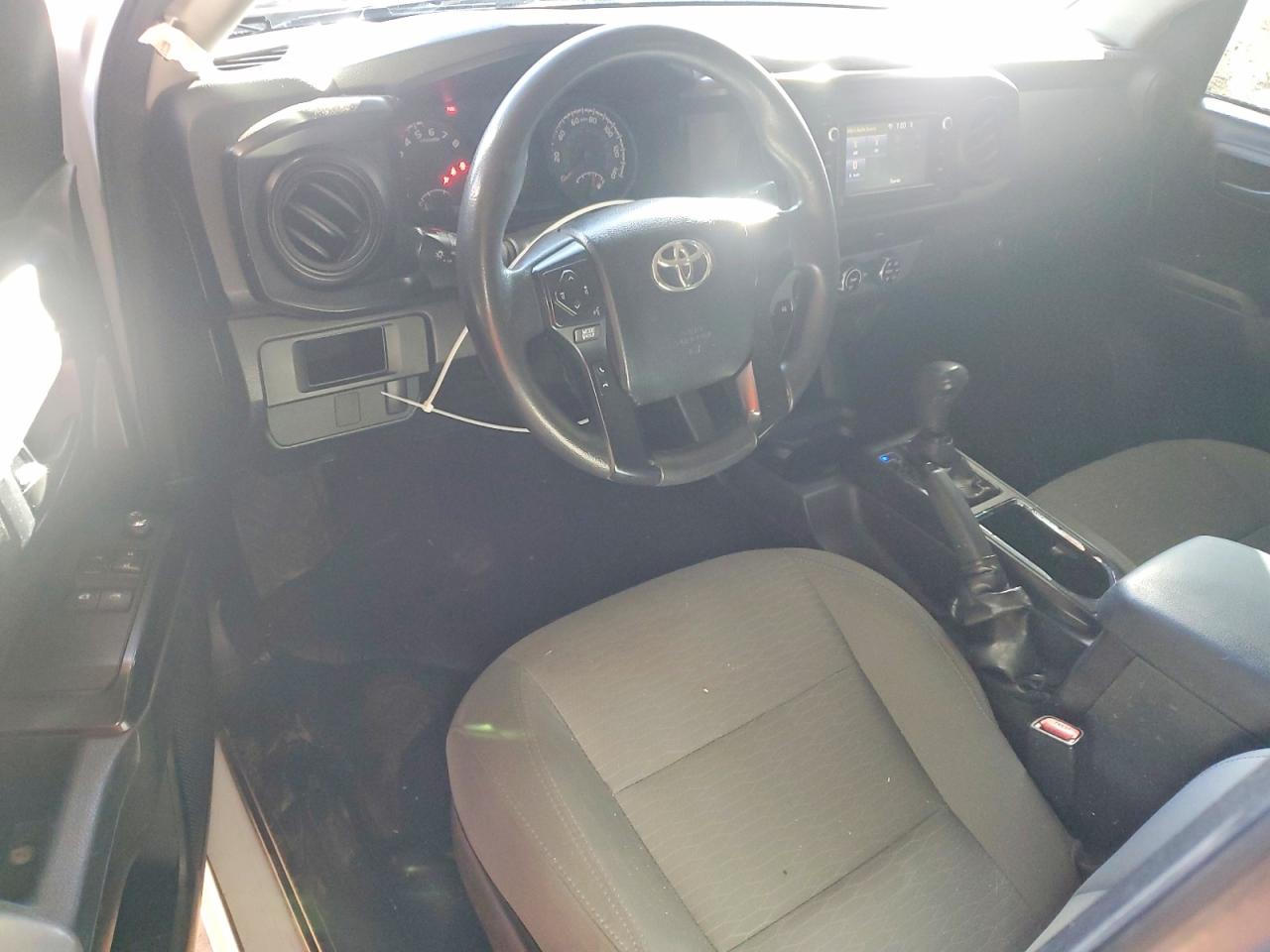 2017 TOYOTA TACOMA SR photo 15