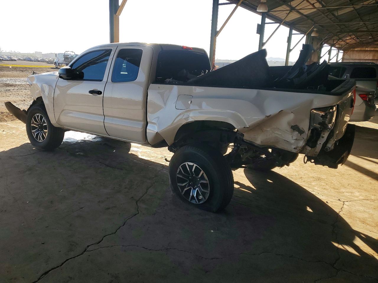 2017 TOYOTA TACOMA SR photo 3
