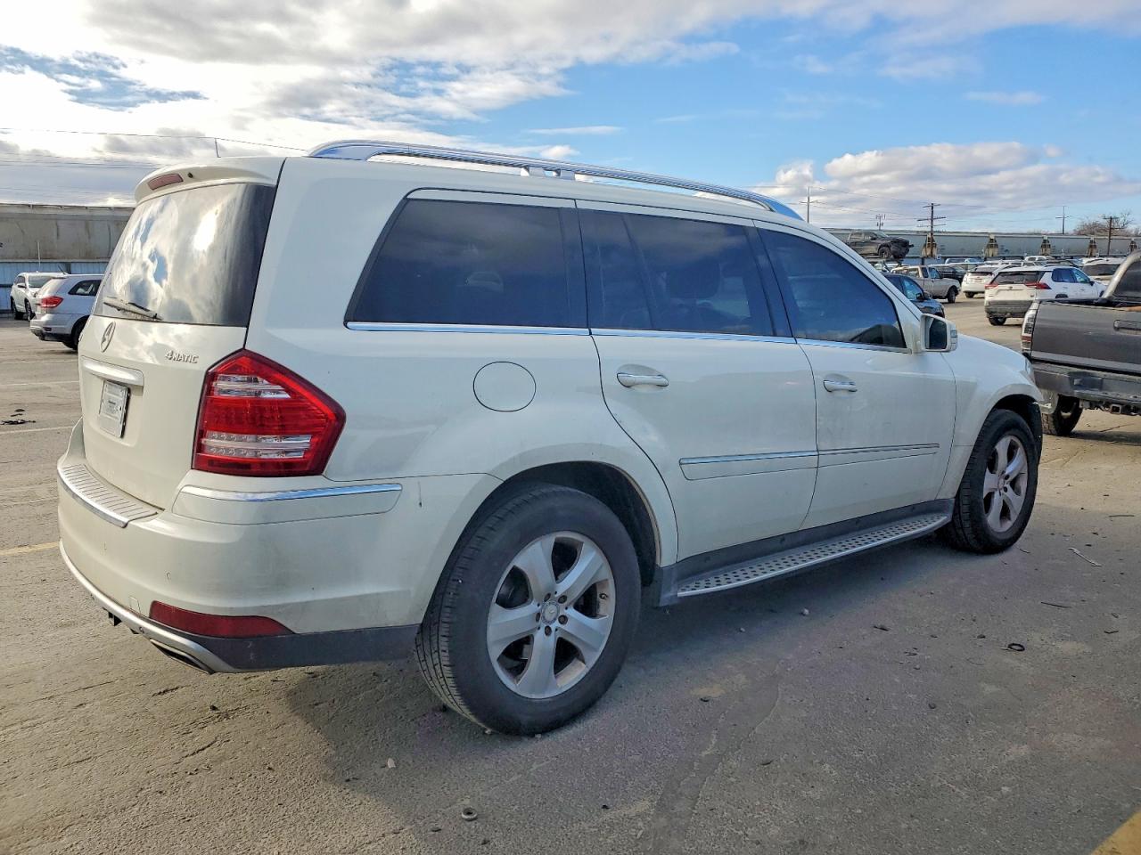 2012 MERCEDES-BENZ GL 450 4MATIC photo 3