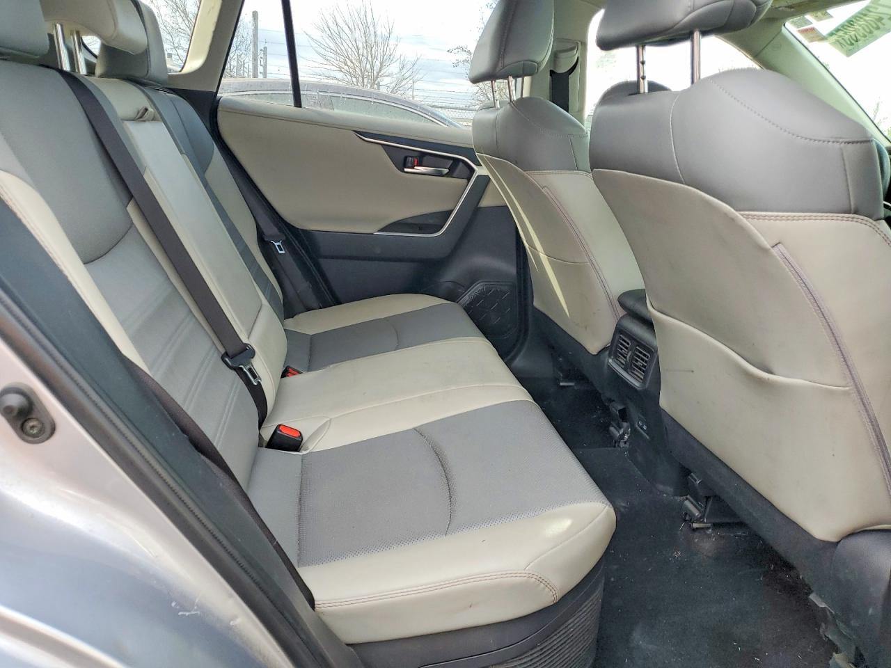 2022 TOYOTA RAV4 LIMITED photo 21