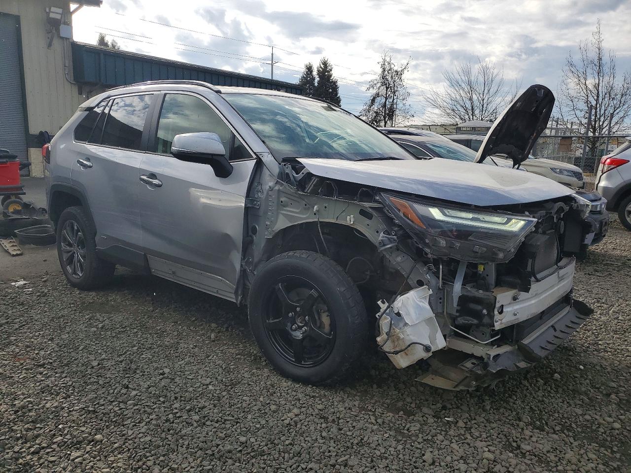 2022 TOYOTA RAV4 LIMITED photo 7