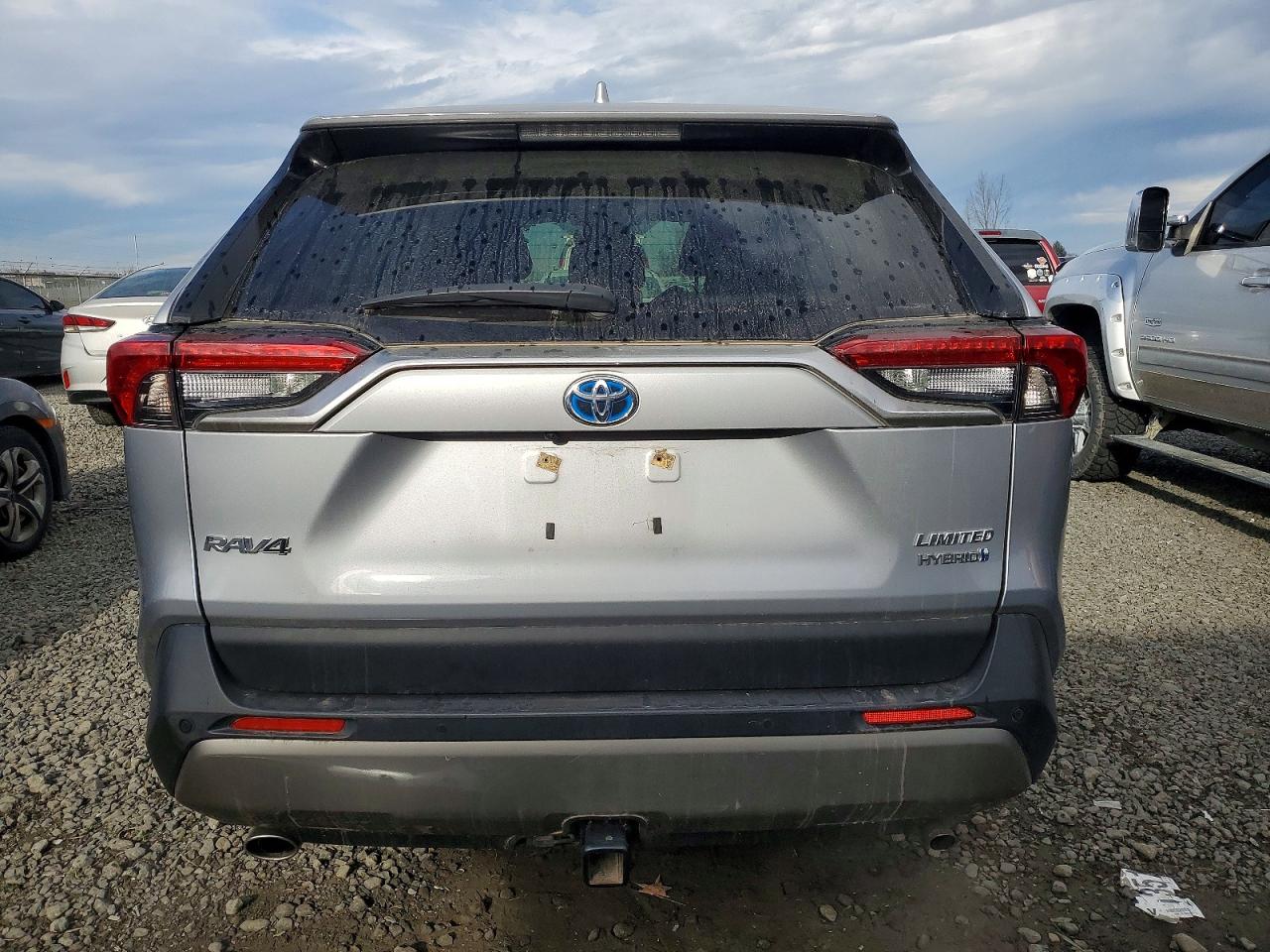 2022 TOYOTA RAV4 LIMITED photo 11