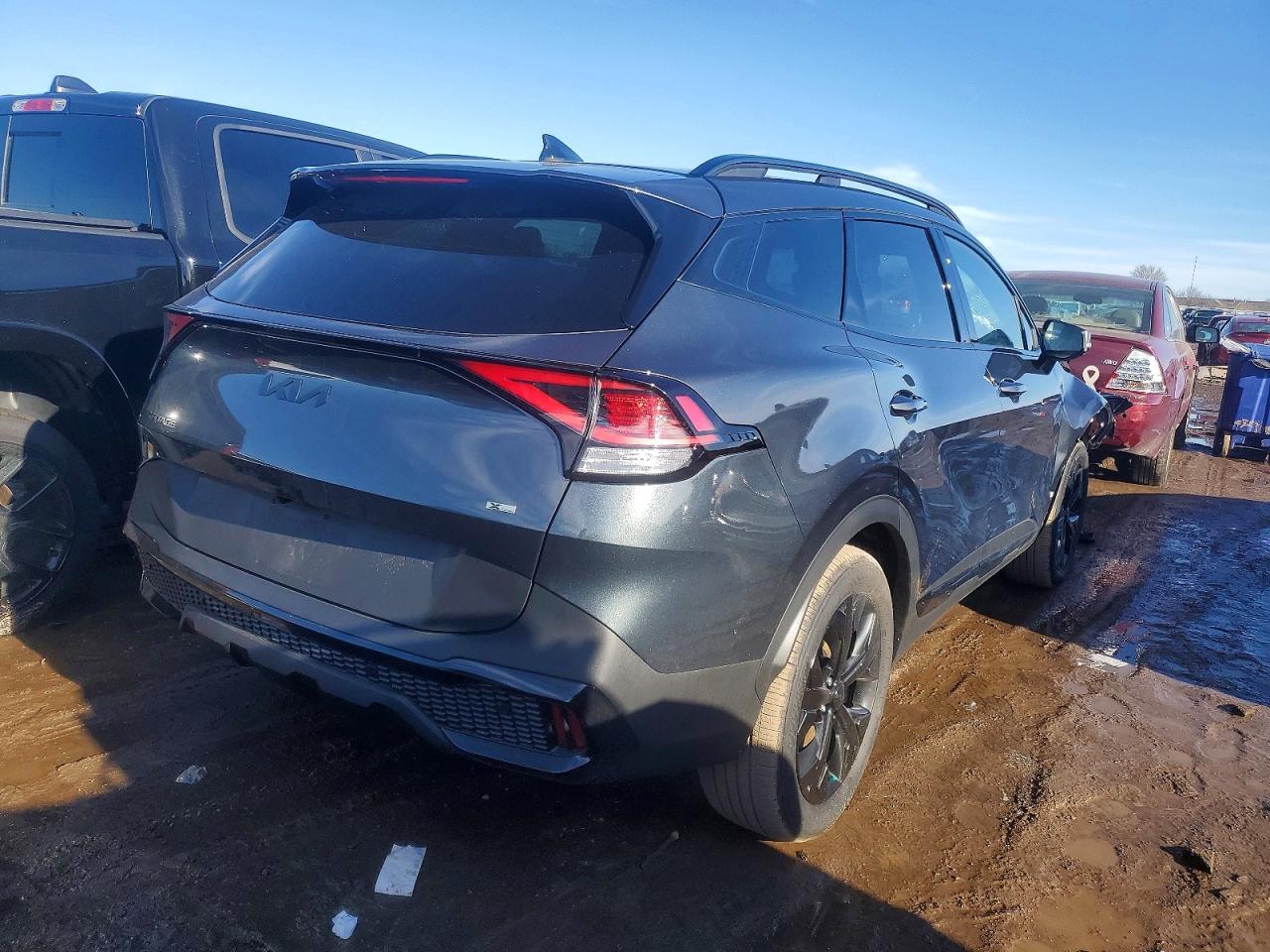 2025 KIA SPORTAGE X LINE photo 7