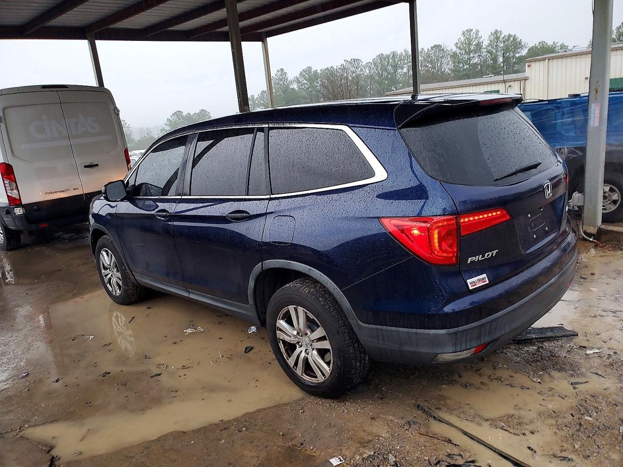 2016 HONDA PILOT LX photo 4