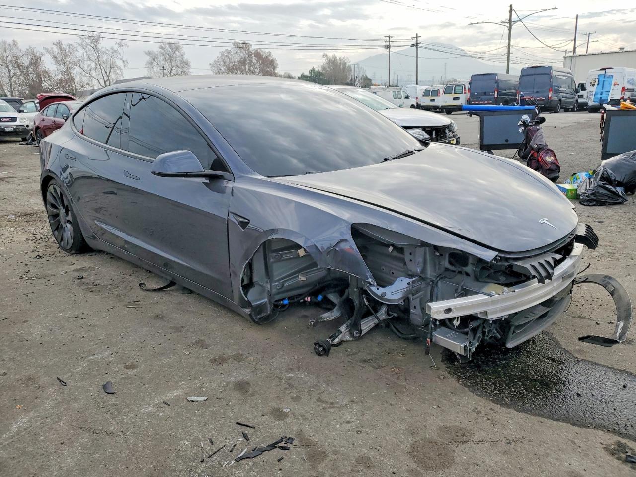 2023 TESLA MODEL 3 photo 4