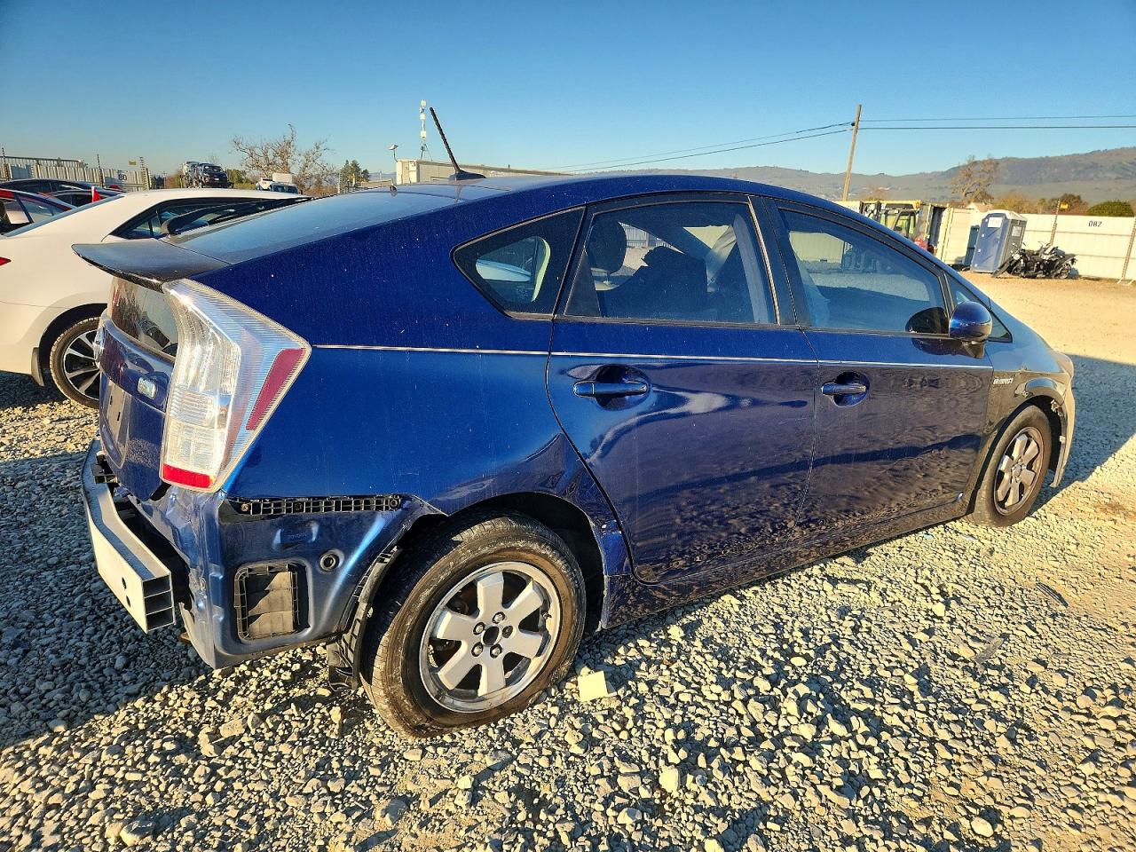 2010 TOYOTA PRIUS photo 5