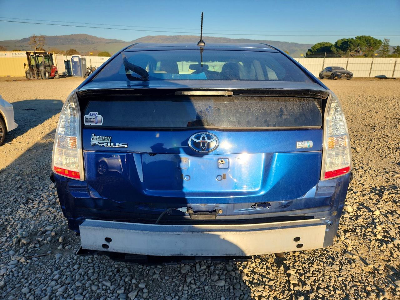 2010 TOYOTA PRIUS photo 11