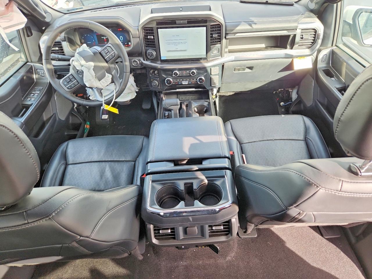 2025 FORD F150 LARIAT photo 8