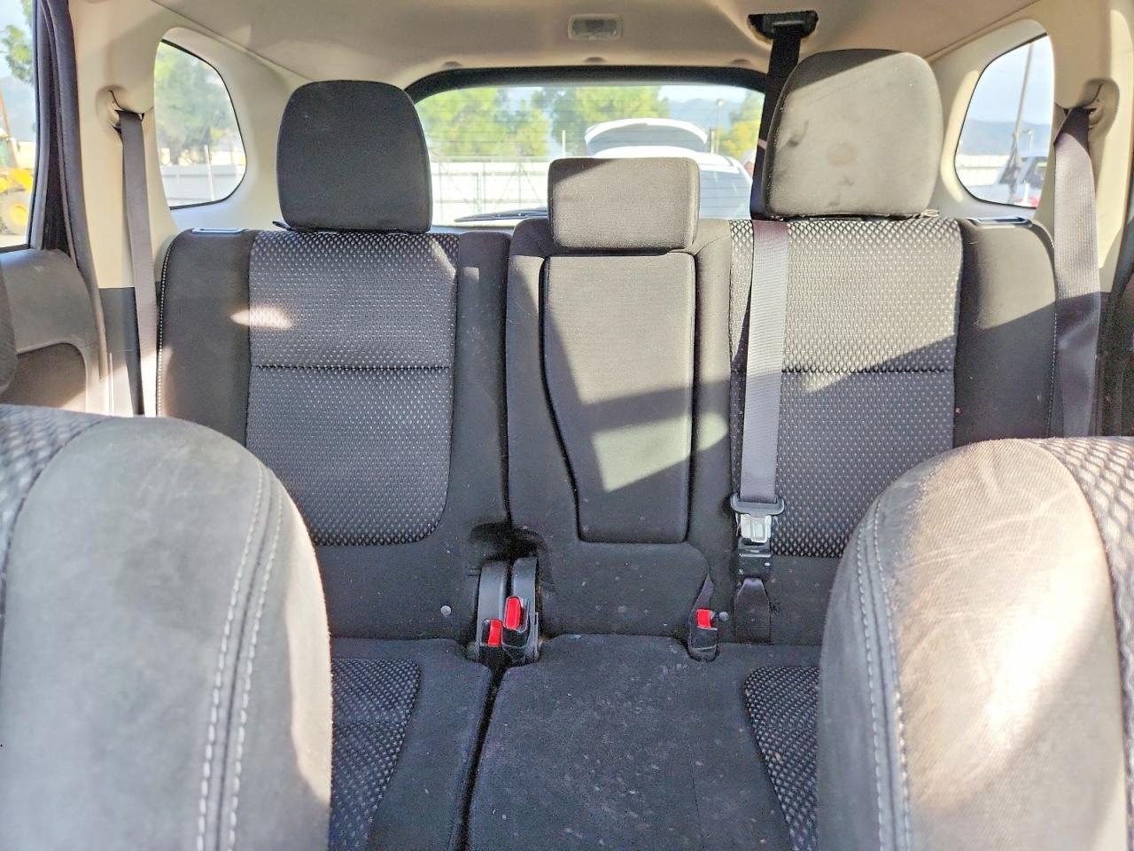 2018 MITSUBISHI OUTLANDER ES photo 10