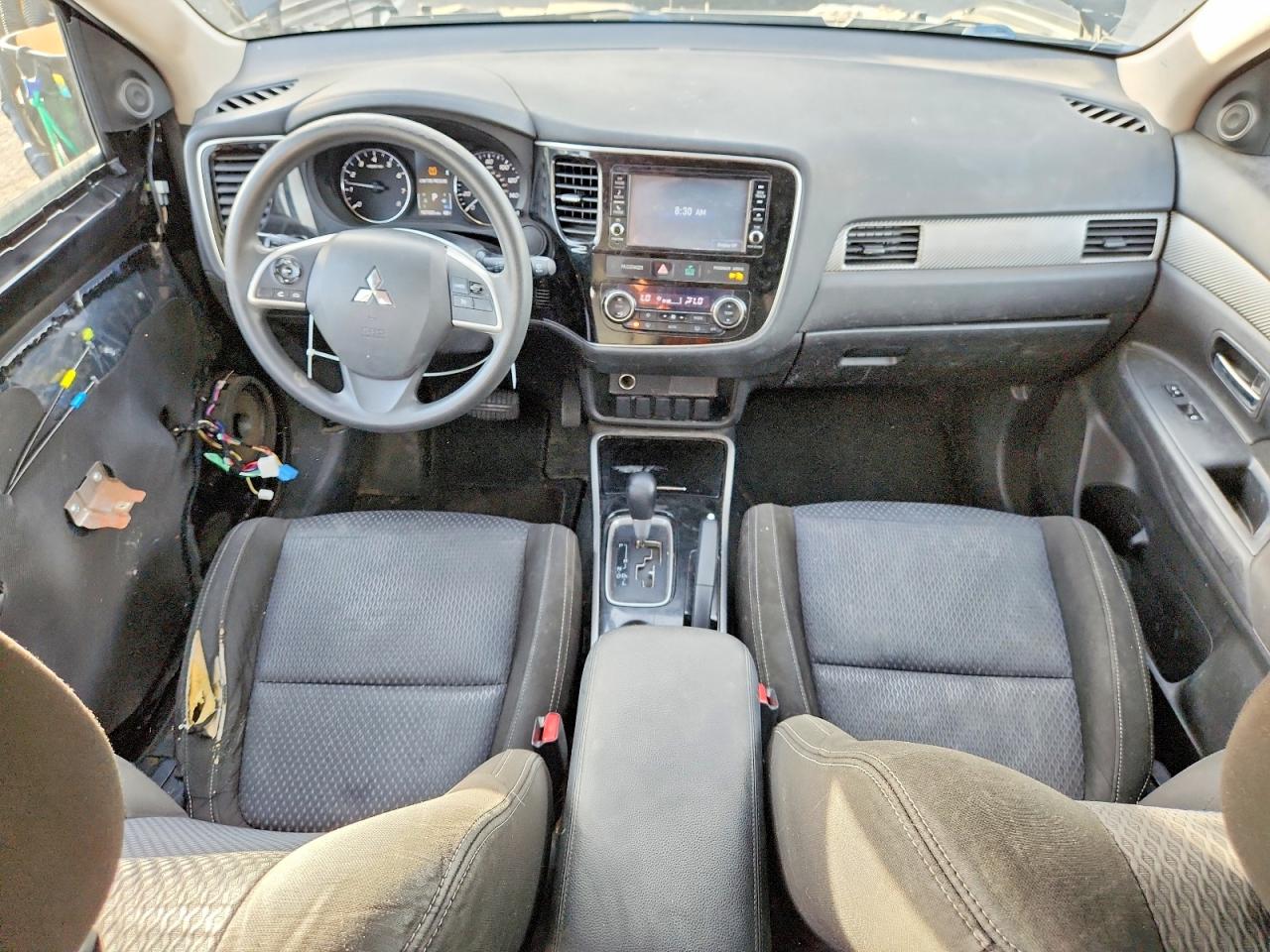 2018 MITSUBISHI OUTLANDER ES photo 8