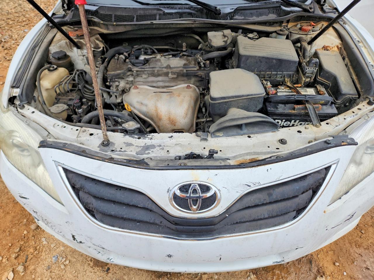 2010 TOYOTA CAMRY BASE photo 31