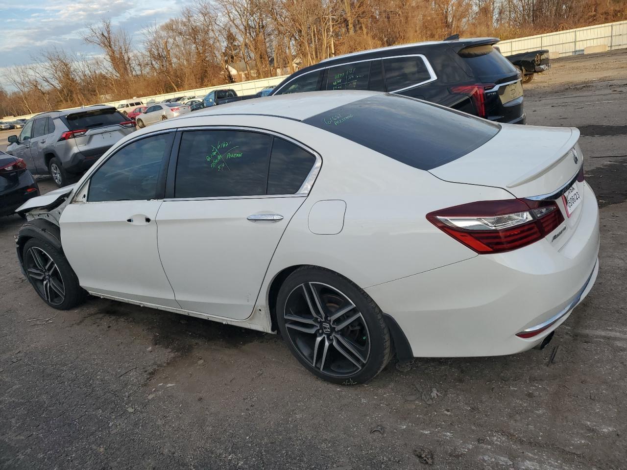 2016 HONDA ACCORD SPORT photo 2