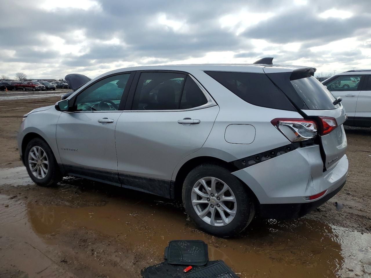 2021 CHEVROLET EQUINOX LT photo 3