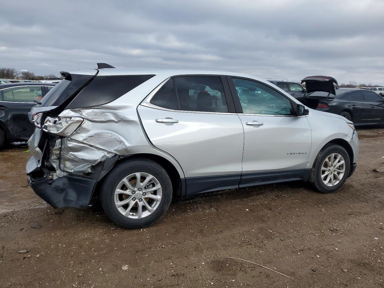 2021 CHEVROLET EQUINOX LT photo 5