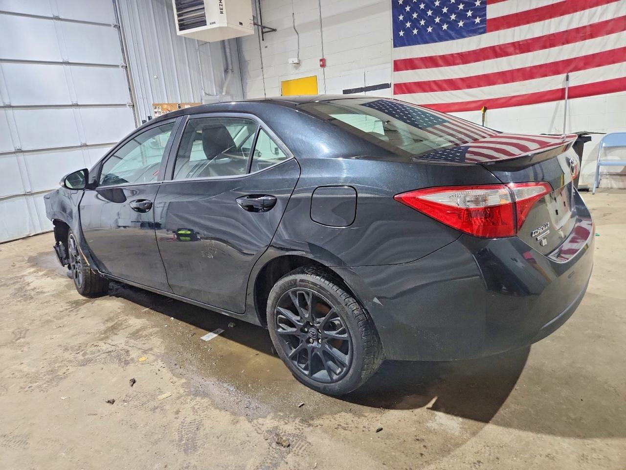 2016 TOYOTA COROLLA L photo 2