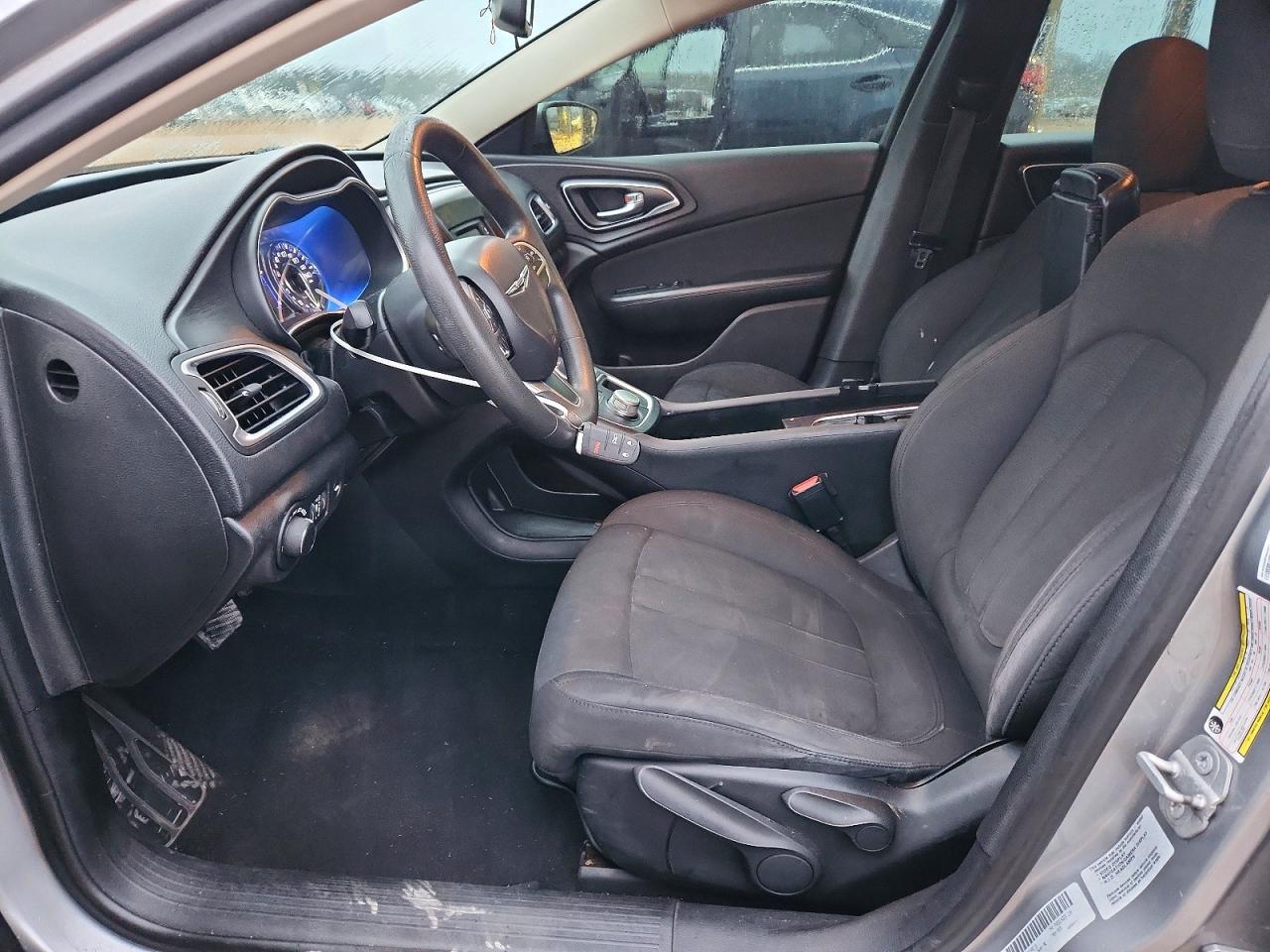 2016 CHRYSLER 200 LIMITED photo 13