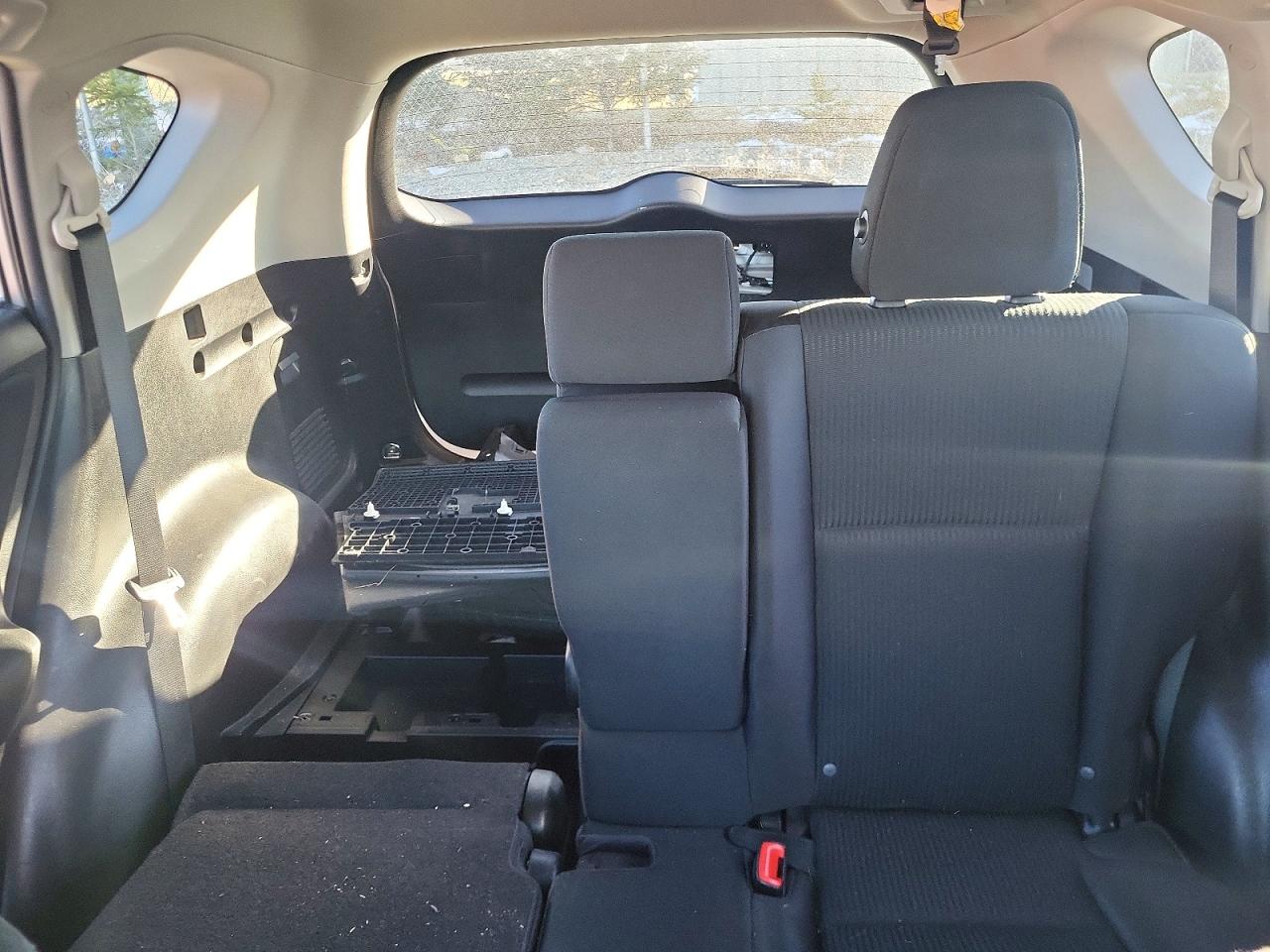 2015 TOYOTA RAV4 LE photo 19