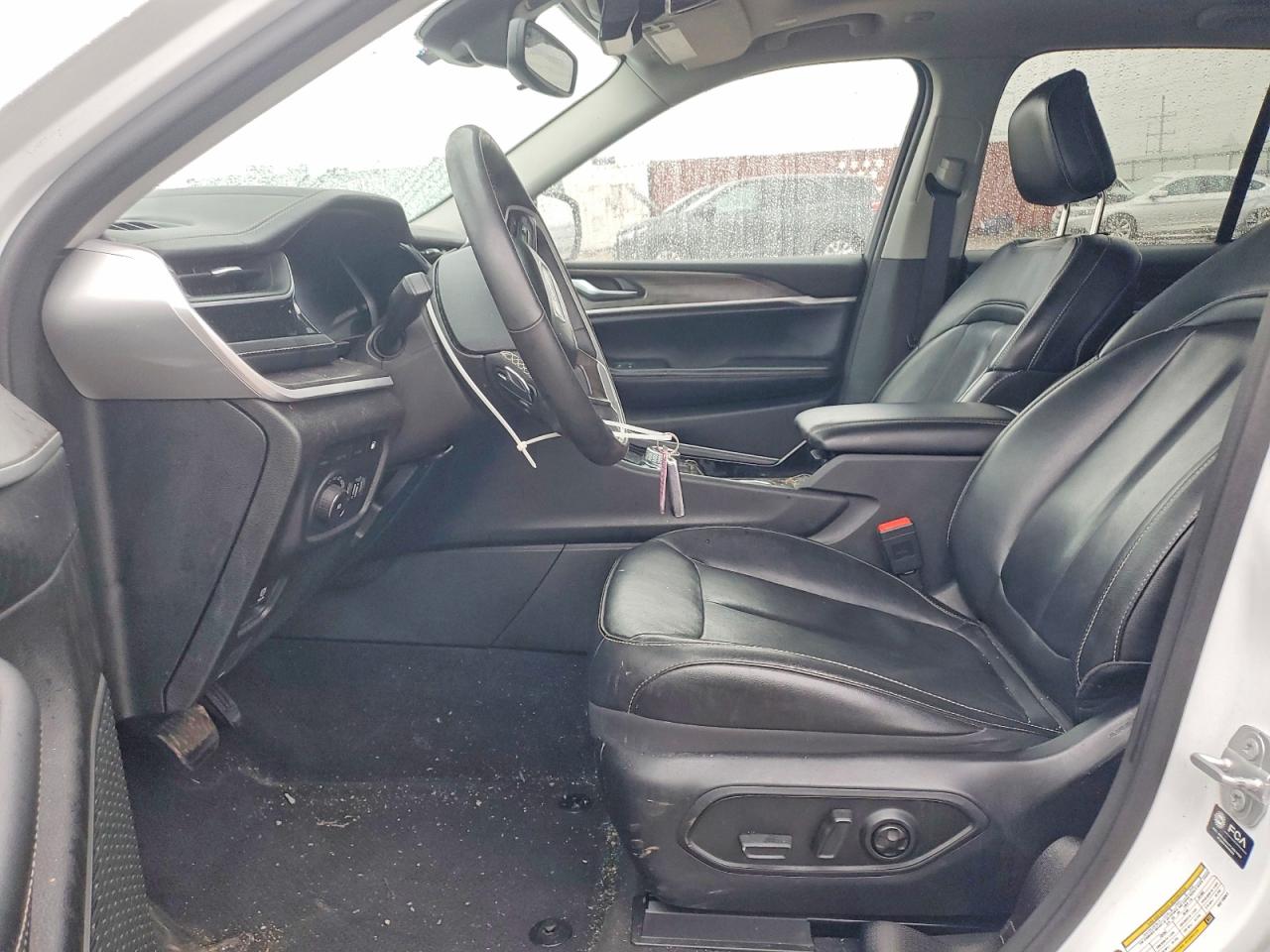 2022 JEEP GRAND CHEROKEE LIMITED 4XE photo 19