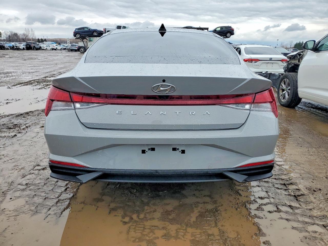 2023 HYUNDAI ELANTRA SEL photo 11