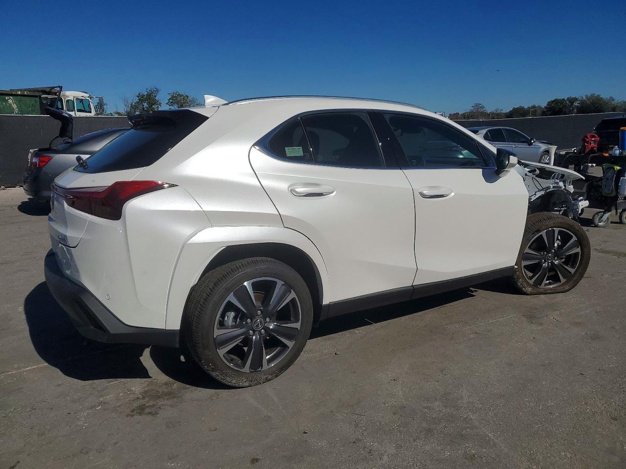 2025 LEXUS UX 300H BASE photo 7