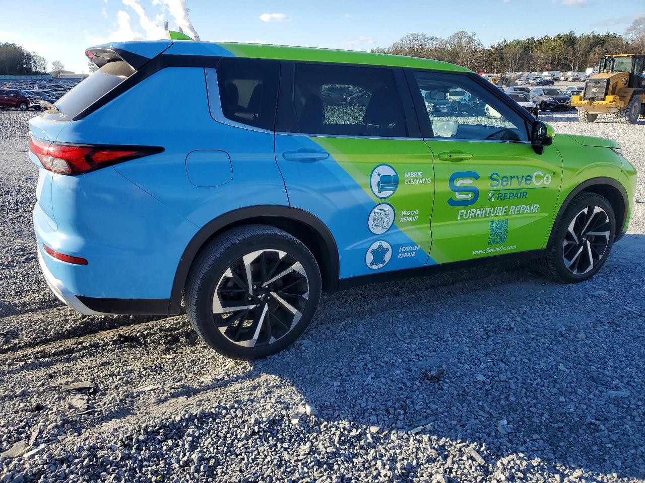 2024 MITSUBISHI OUTLANDER SE photo 3