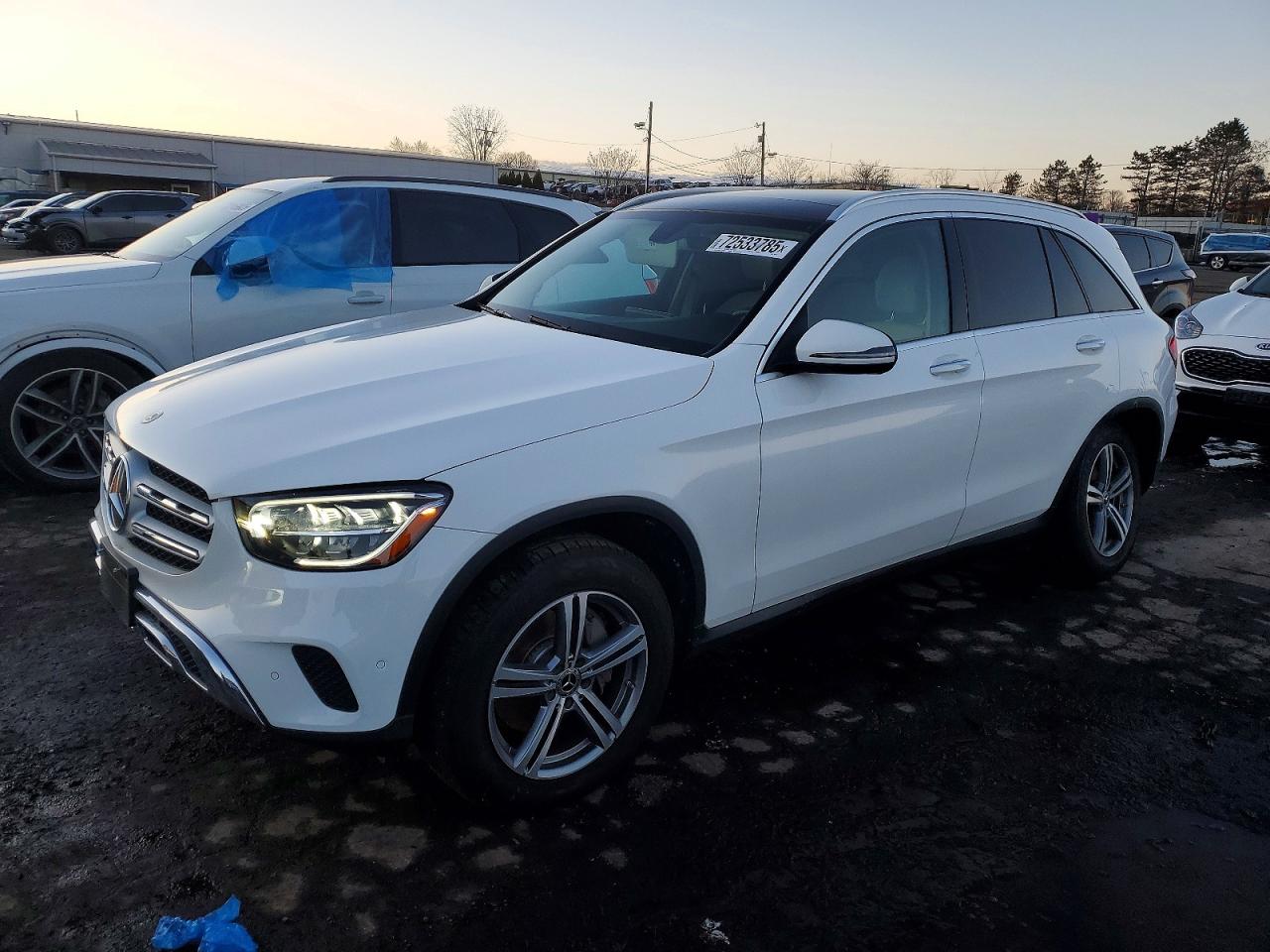 2021 MERCEDES-BENZ GLC