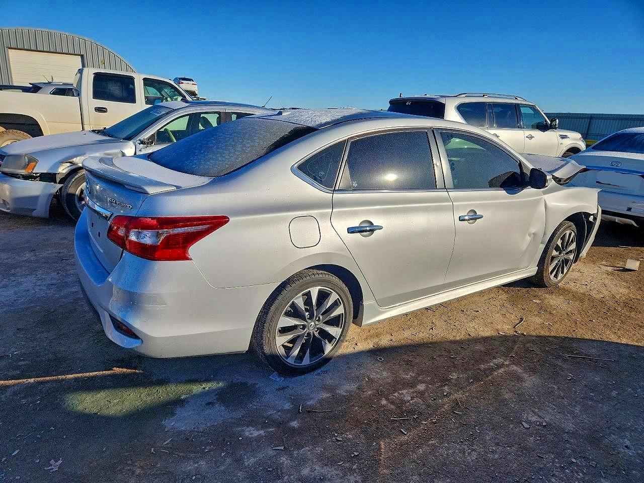 2017 NISSAN SENTRA SR TURBO photo 3