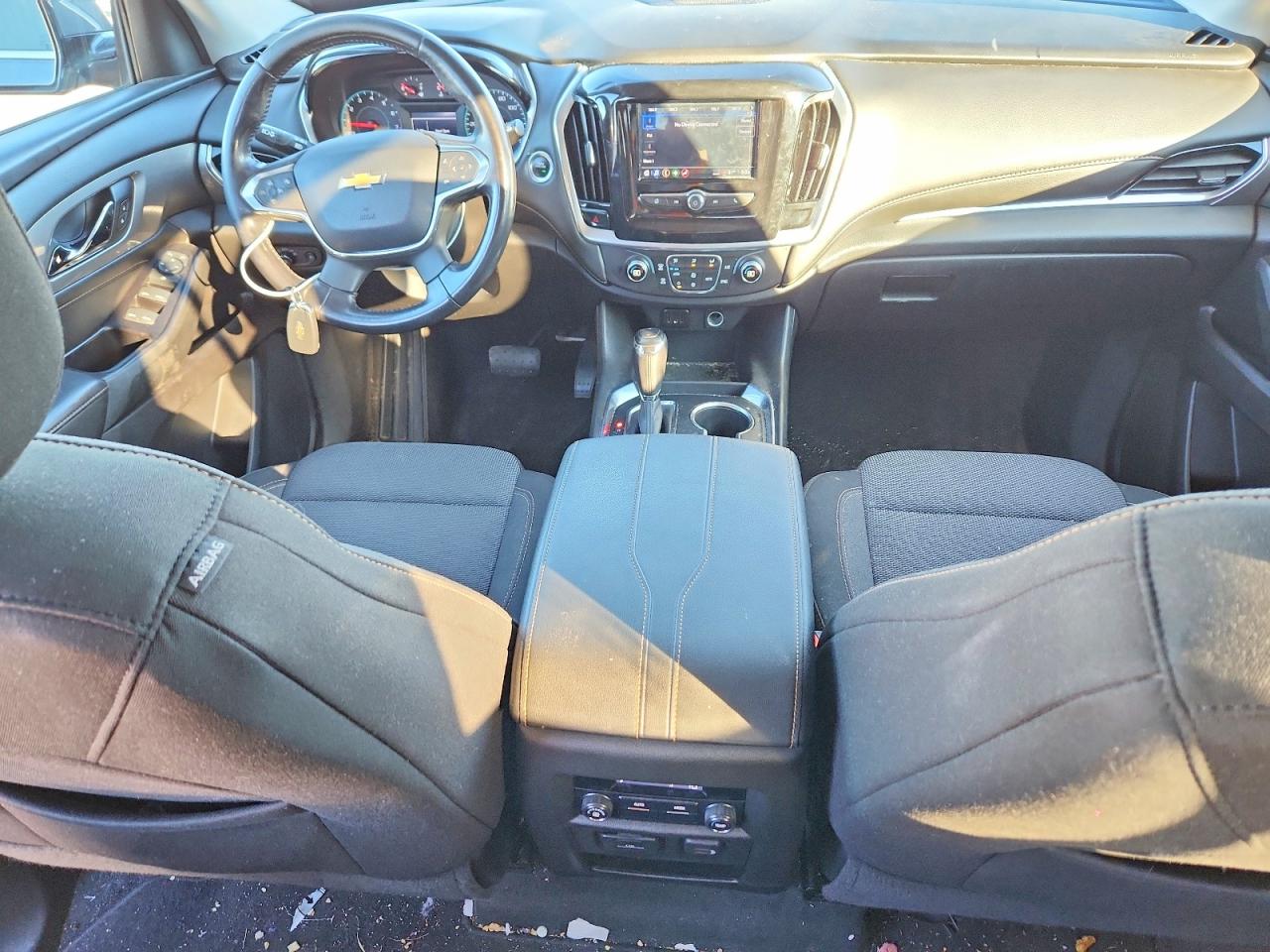 2020 CHEVROLET TRAVERSE LT photo 8