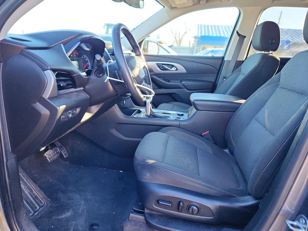 2020 CHEVROLET TRAVERSE LT photo 7