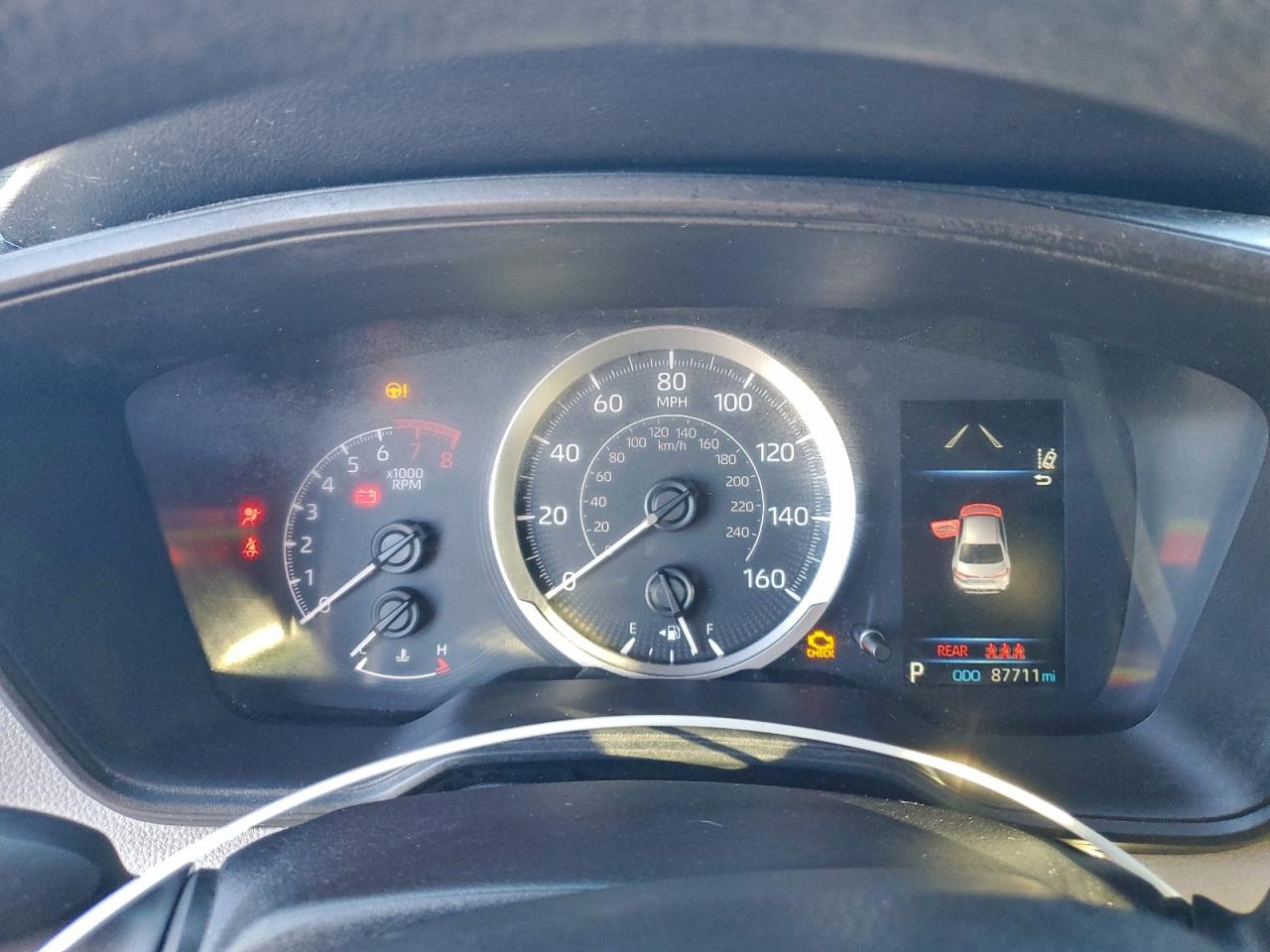 2020 TOYOTA COROLLA LE photo 25