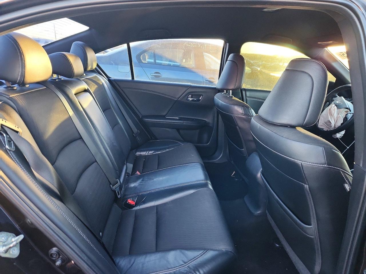 2016 HONDA ACCORD SPORT photo 19