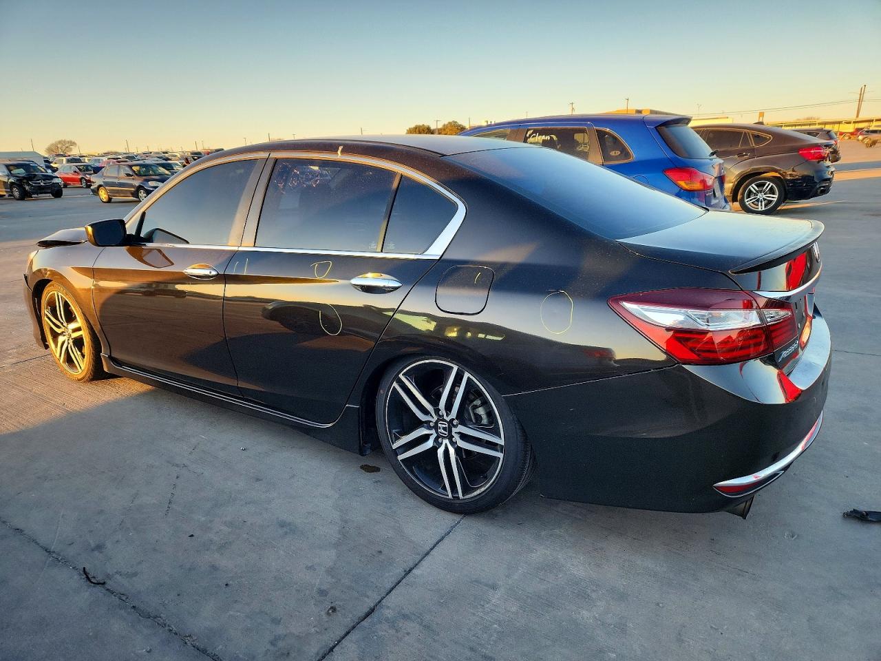 2016 HONDA ACCORD SPORT photo 3