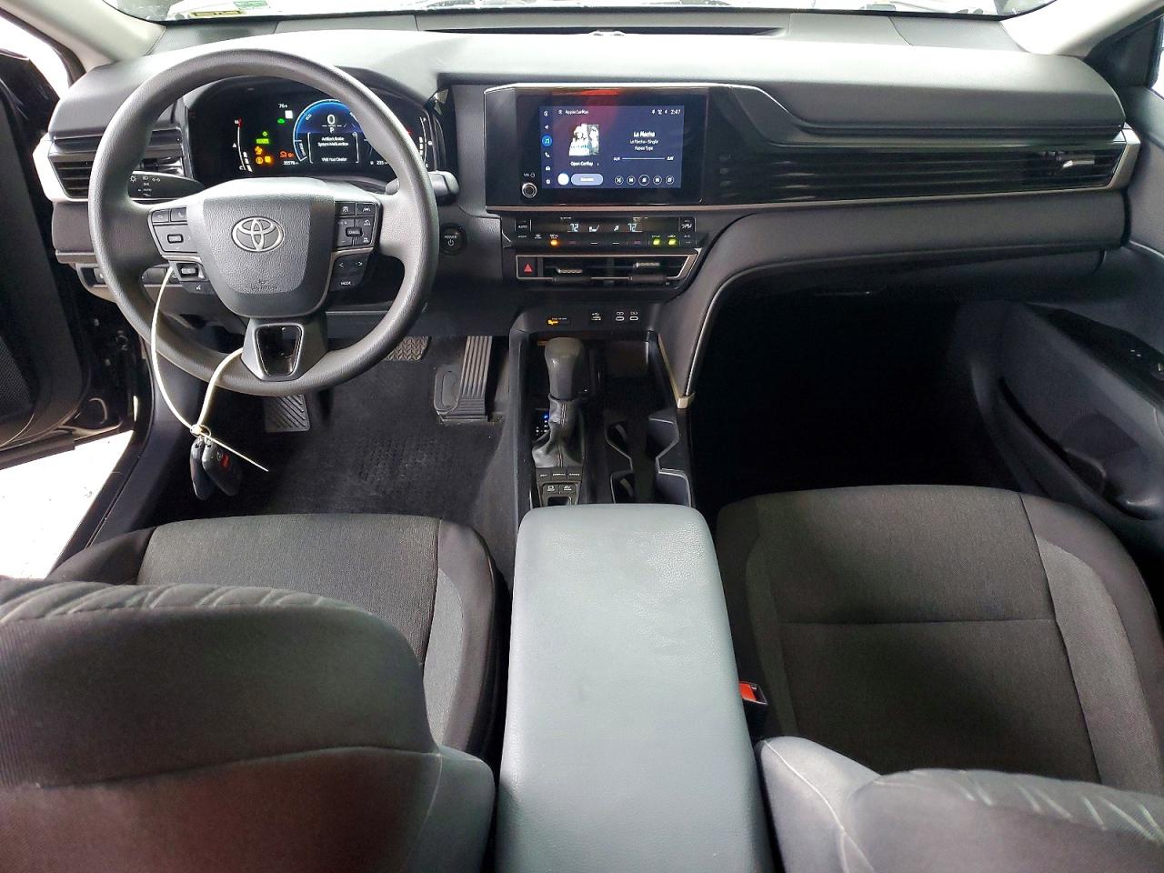 2025 TOYOTA CAMRY XSE photo 8