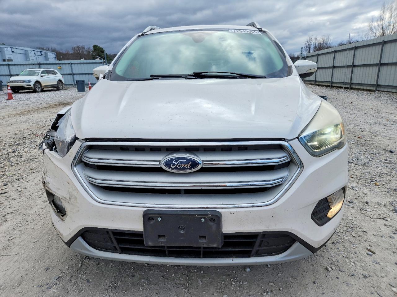 2018 FORD ESCAPE TITANIUM photo 9
