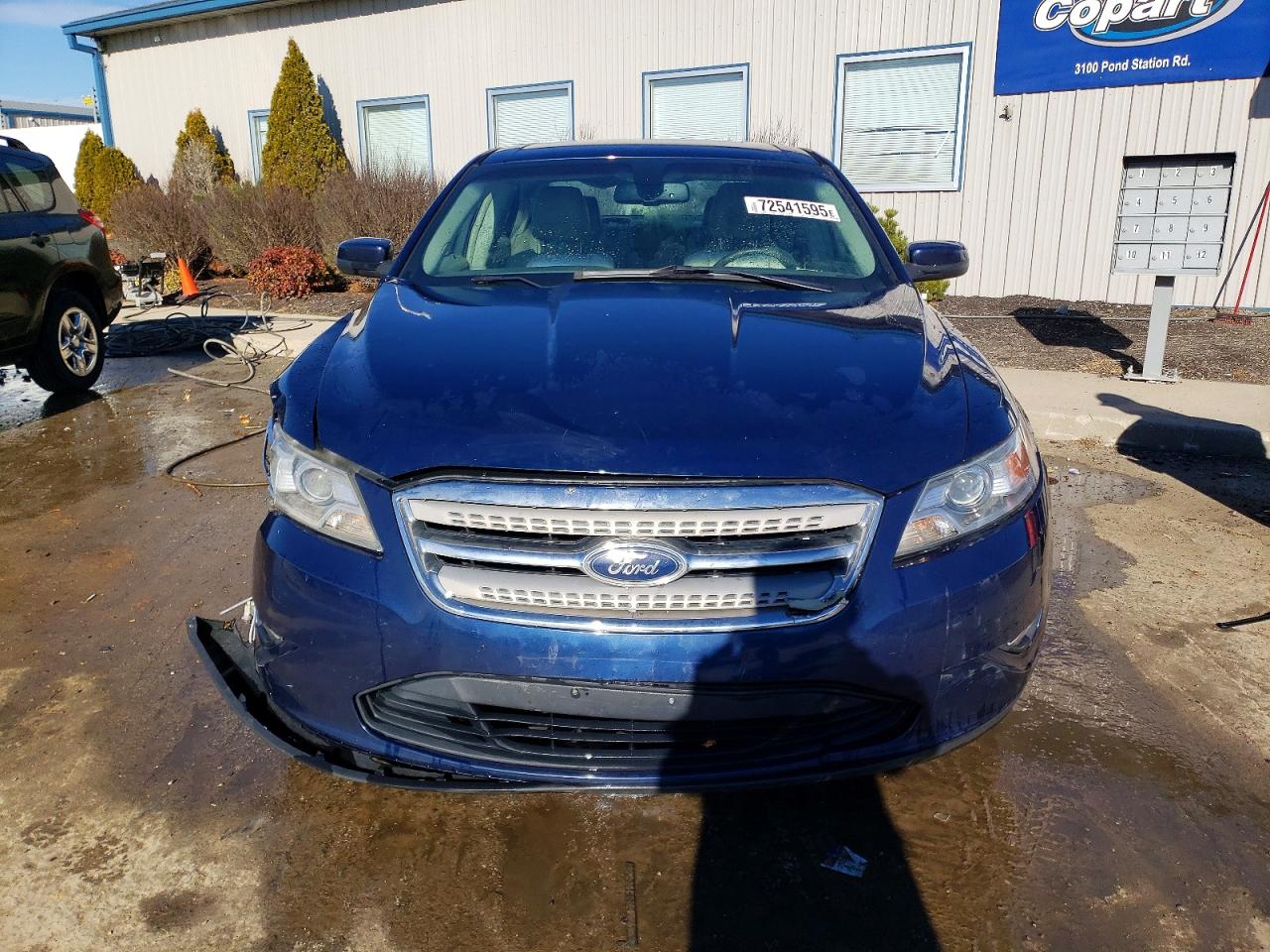 2012 FORD TAURUS SEL photo 13