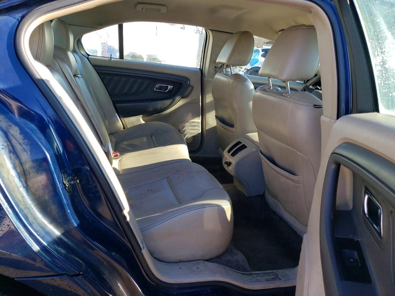2012 FORD TAURUS SEL photo 28