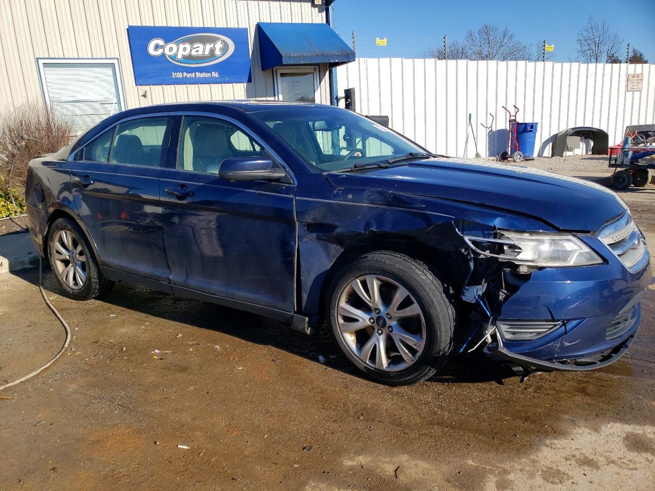 2012 FORD TAURUS SEL photo 10