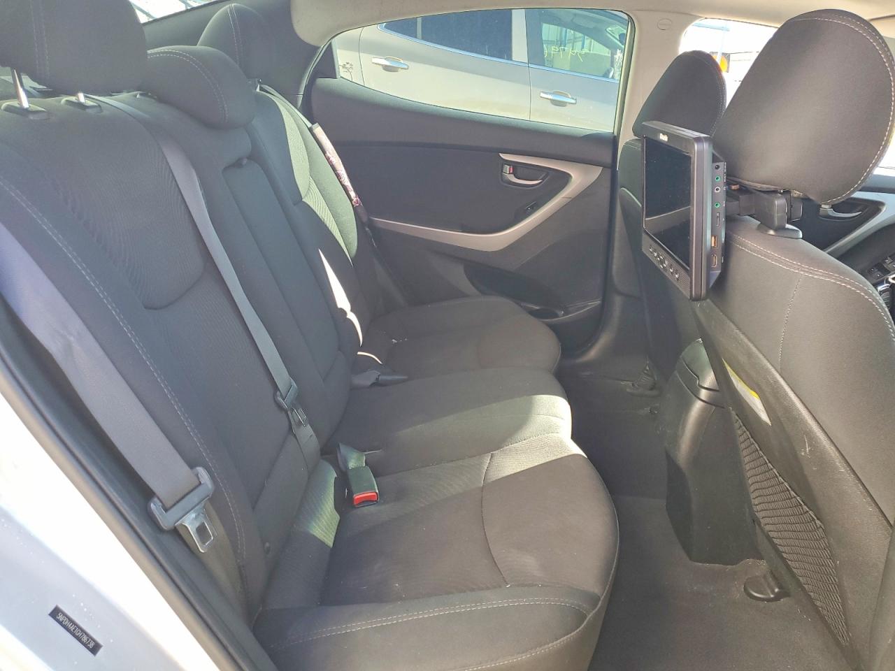 2016 HYUNDAI ELANTRA VALUE EDITION photo 28