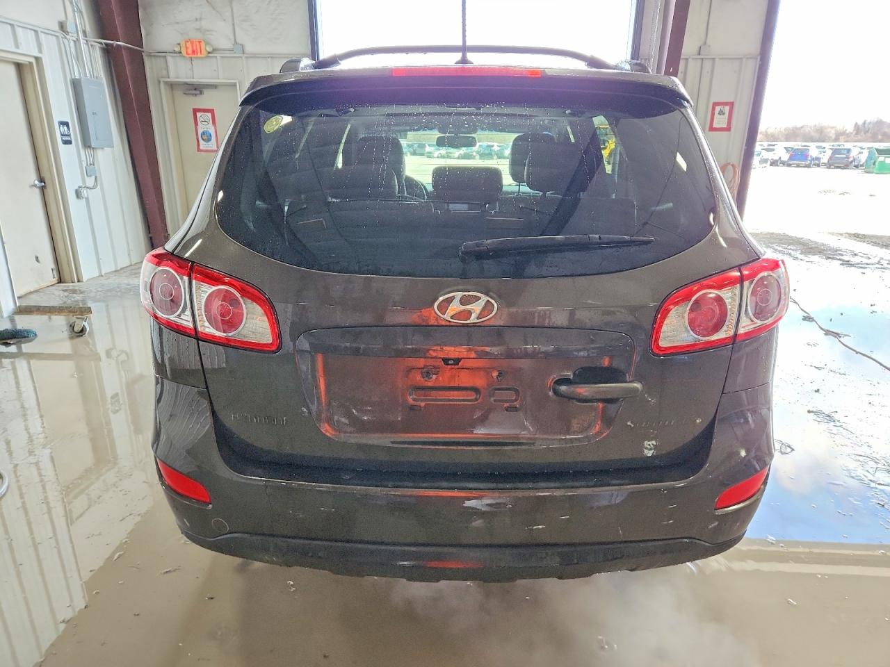 2011 HYUNDAI SANTA FE SE photo 11