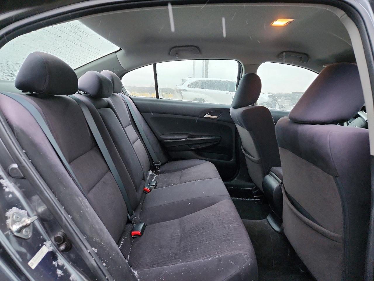 2012 HONDA ACCORD LX photo 10