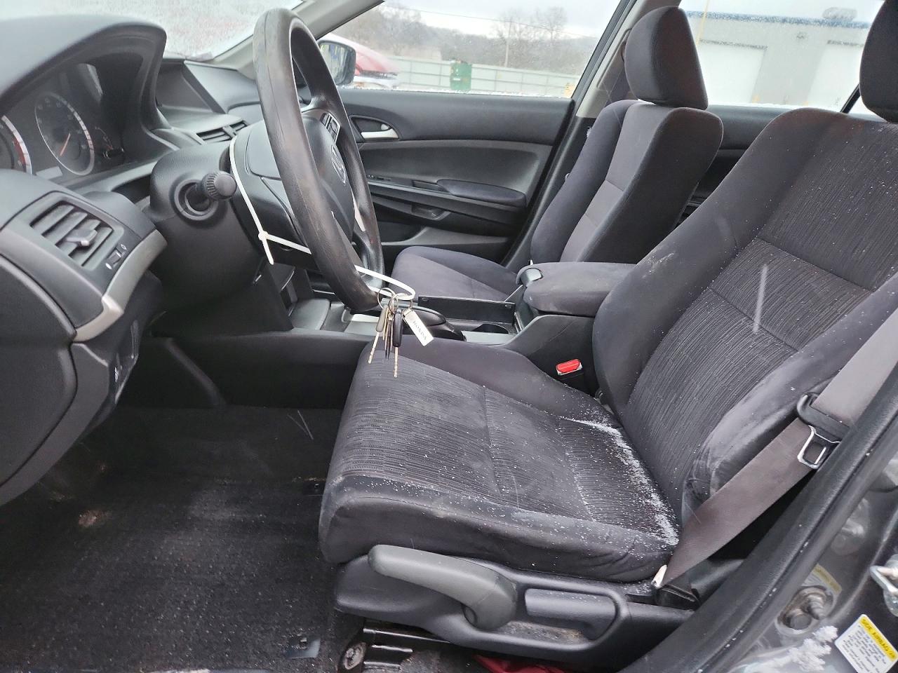 2012 HONDA ACCORD LX photo 7